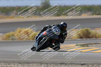 media/Oct-08-2022-SoCal Trackdays (Sat) [[1fc3beec89]]/Turn 14 (1050am)/